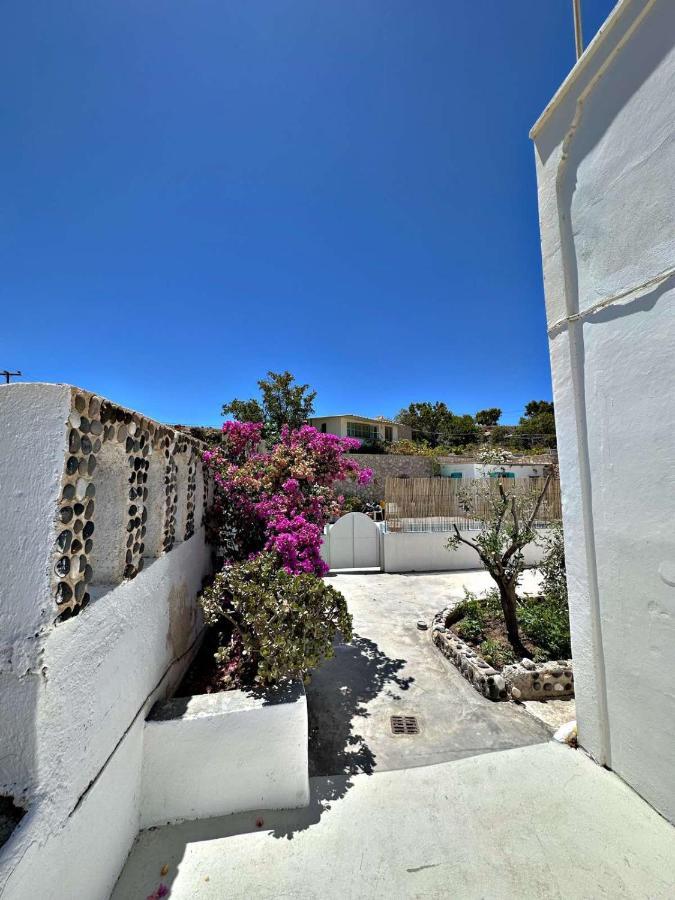 Santorini Style Rooms Vóthon Exteriör bild